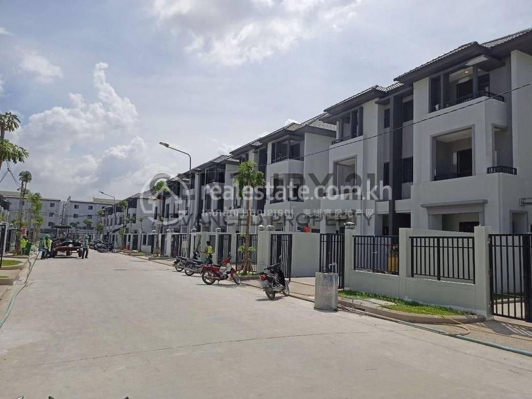 Meanchey双子别墅出售，位于Meanchey