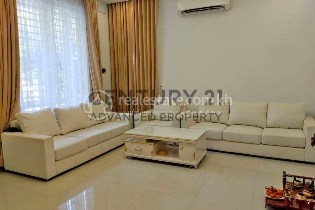 Chroy Changvar双子别墅出售，价格$279,900