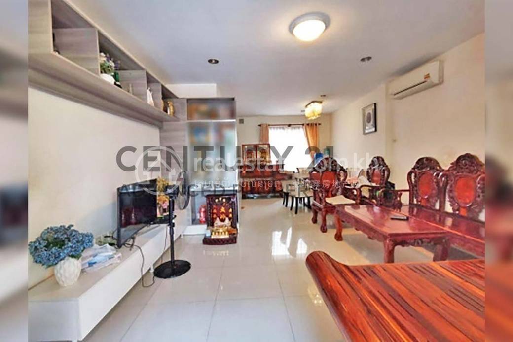 Chbar Ampov别墅出售，价格$127,000