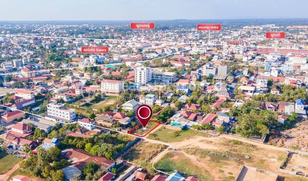 Sala Kamraeuk Pozemky Na prodej in Sala Kamraeuk