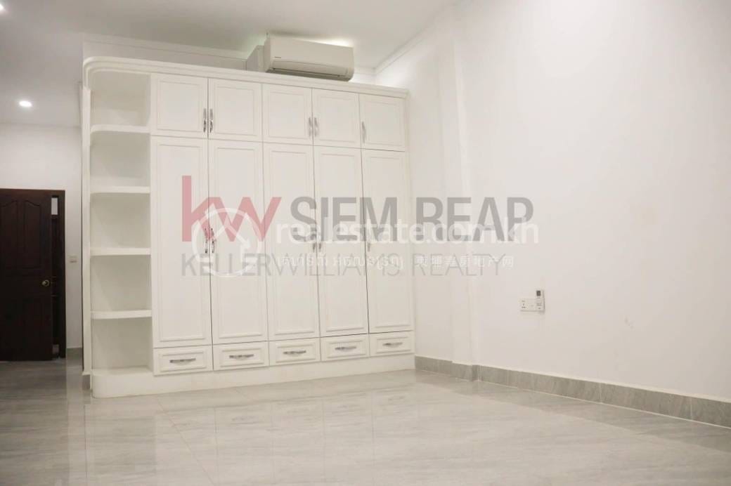 Siem Reap202平方米使用面积平房出售