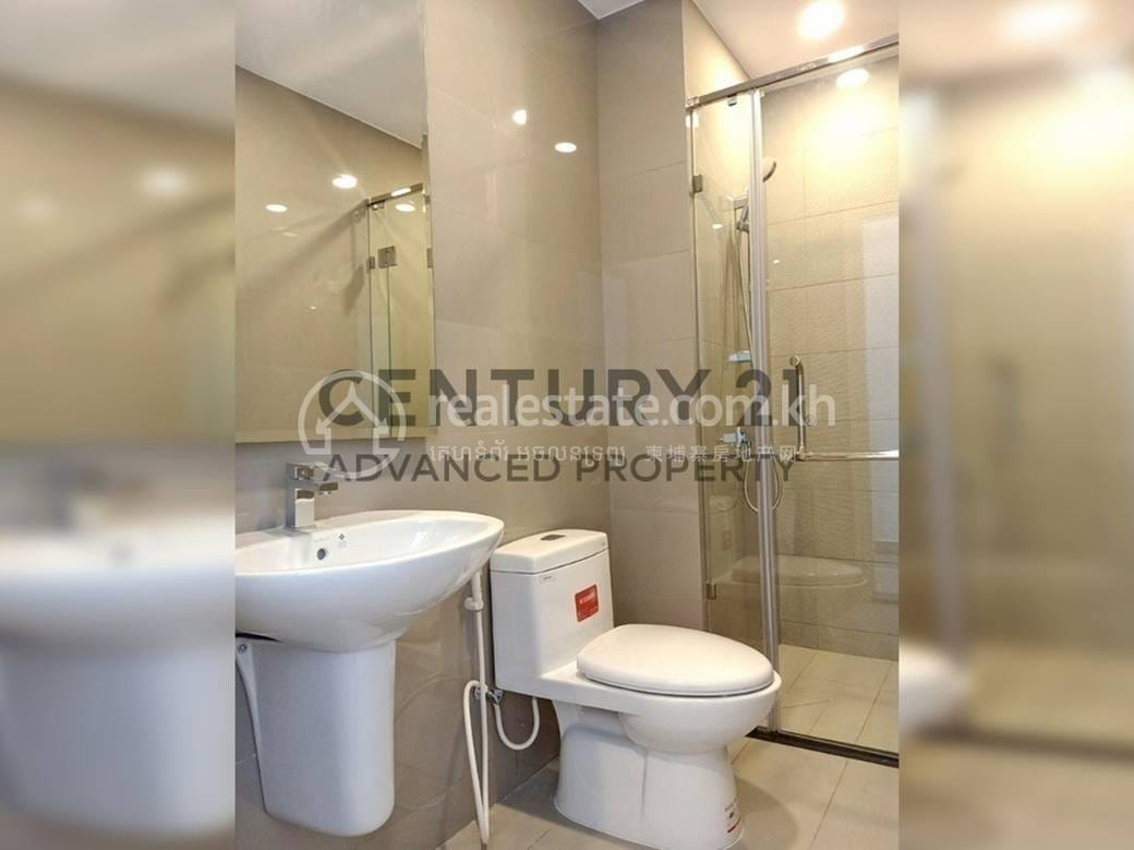 5卧室店屋出售，价格$203,000