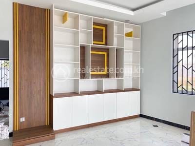 Borey Serei Sousdei 333 | Boeung Prolit Villa For Sale in Boeung Prolit