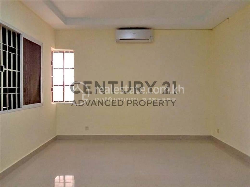 Phnom Penh Thmey双子别墅出售，位于Phnom Penh Thmey