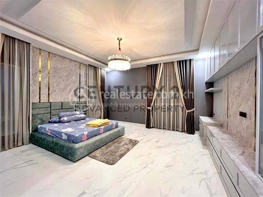 Krang Thnong Villa For Sale in Krang Thnong