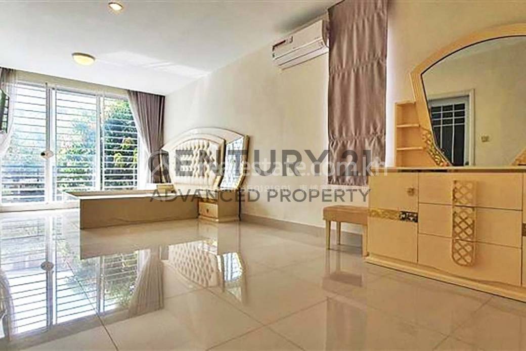 3卧室别墅出售，价格$170,000