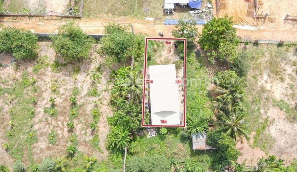 Prasat BakongLot出售，价格$48,000
