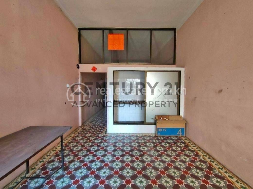 Daun Penh平房出售，价格$799,900
