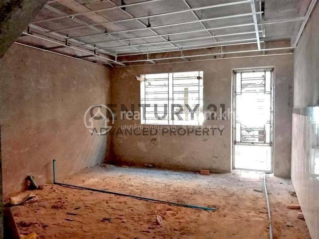 Kouk Roka Flat For Sale in Kouk Roka