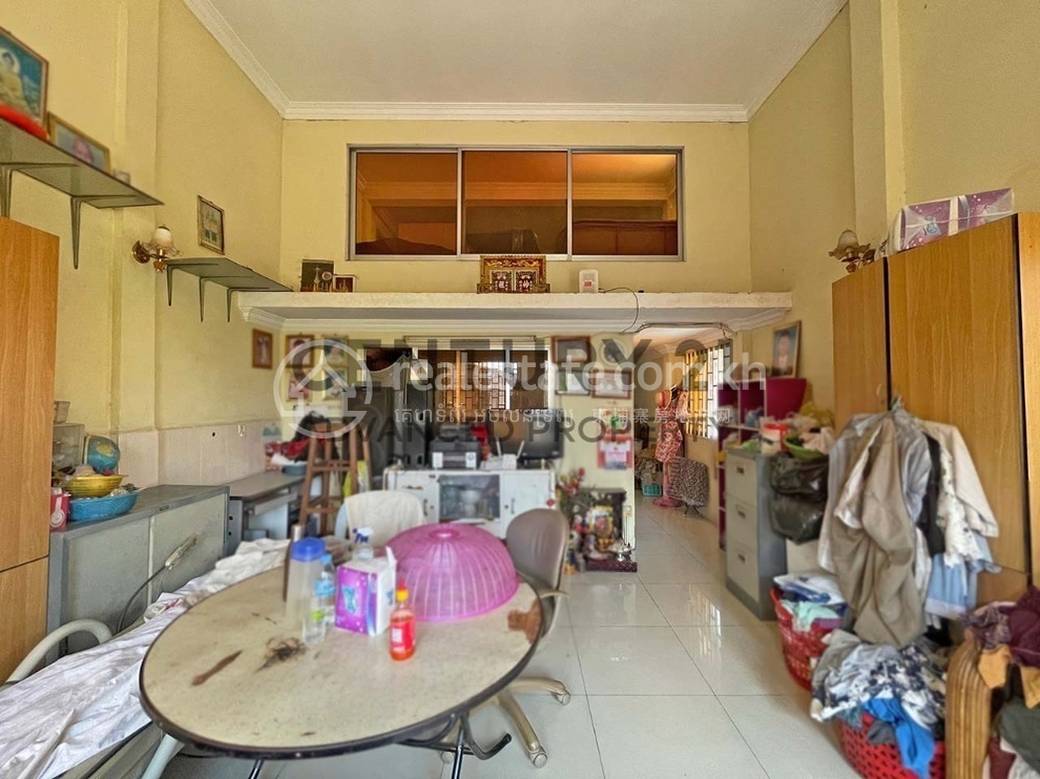 Flat House Na prodej in Toul Kork $105,000