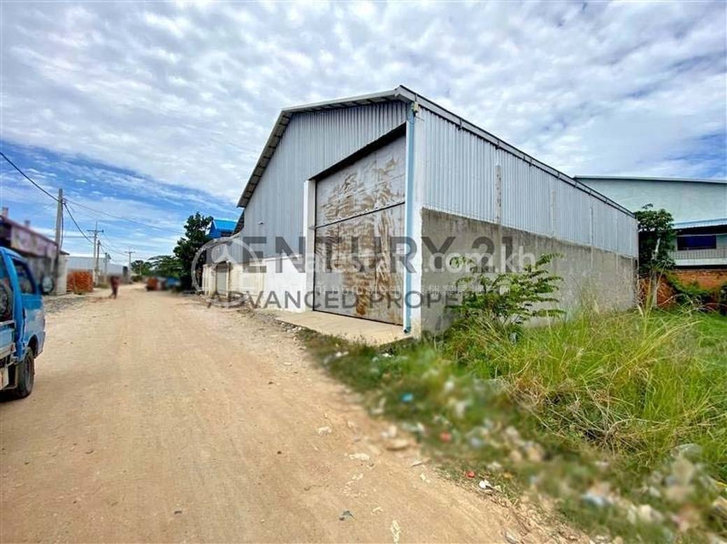 Por Sen Chey ឃ្លាំង សំរាប់លក់ នៅ Kakap Por Sen Chey តម្លៃ $299,900