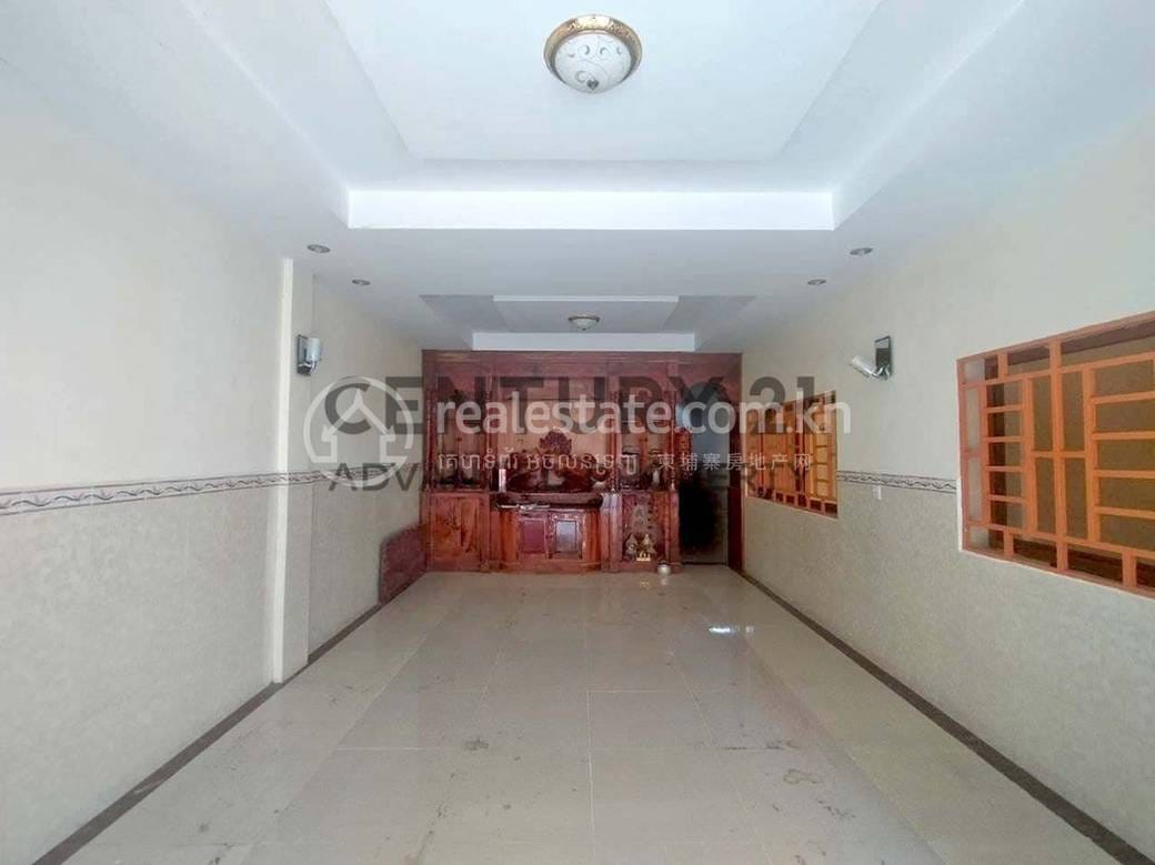 Por Sen Chey平房出售，价格$79,000