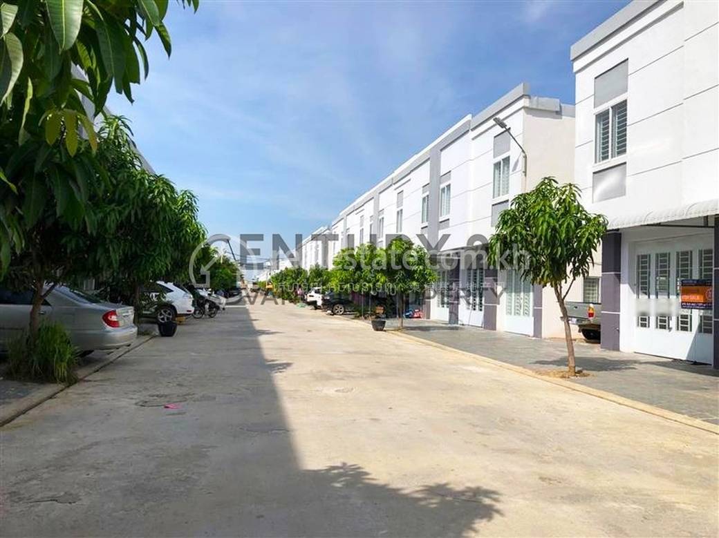 Dangkao Villa For Sale in Dangkao