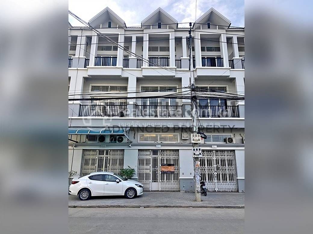 Por Sen Chey店屋出售，价格$245,000