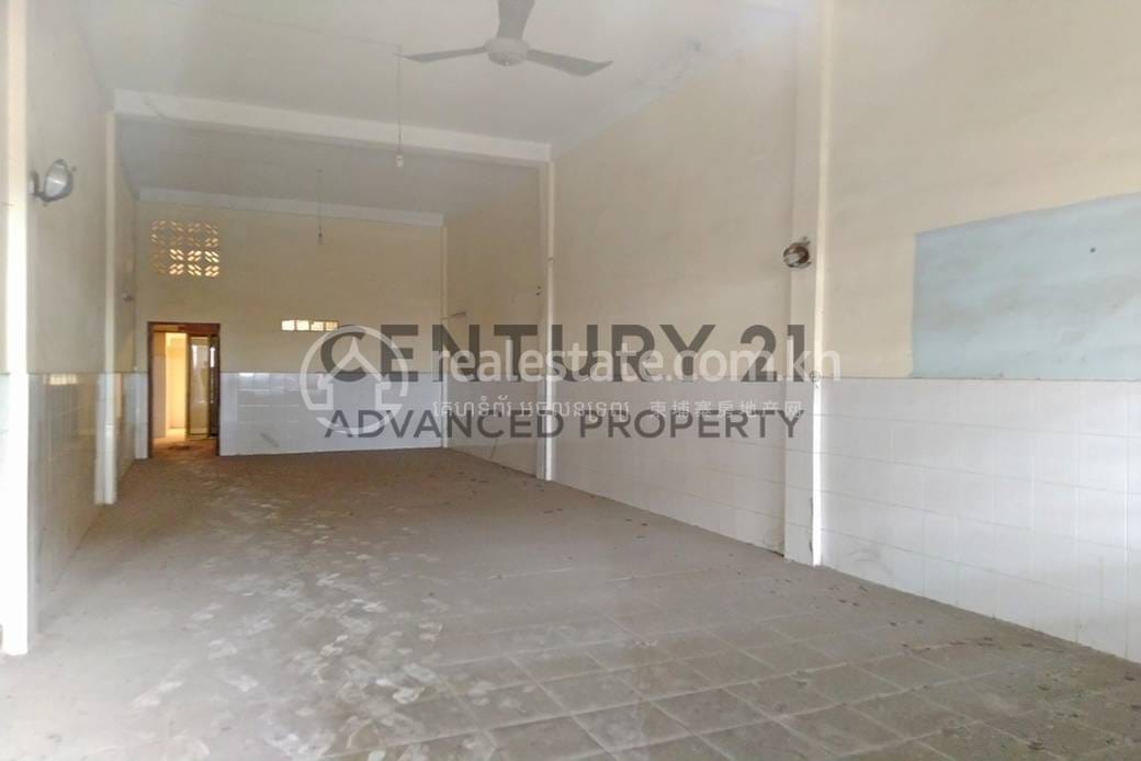Tuek L'ak 2 Flat House For Sale in Tuek L'ak 2