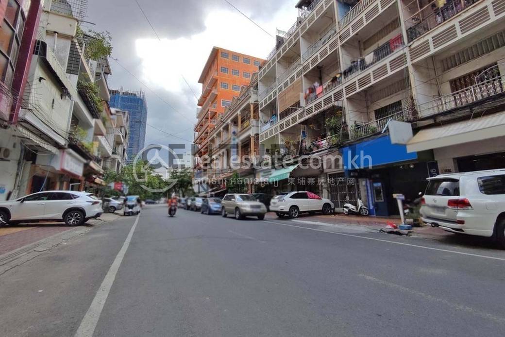 Daun Penh Flat For Sale in Daun Penh