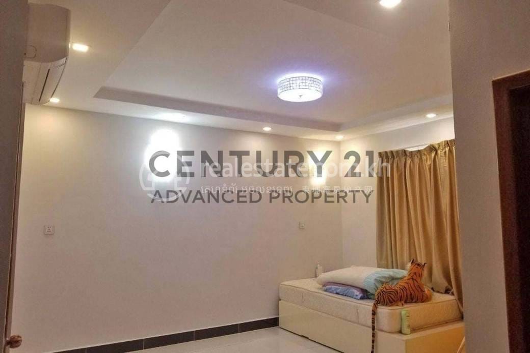 Toul Kork别墅出售，价格$345,000