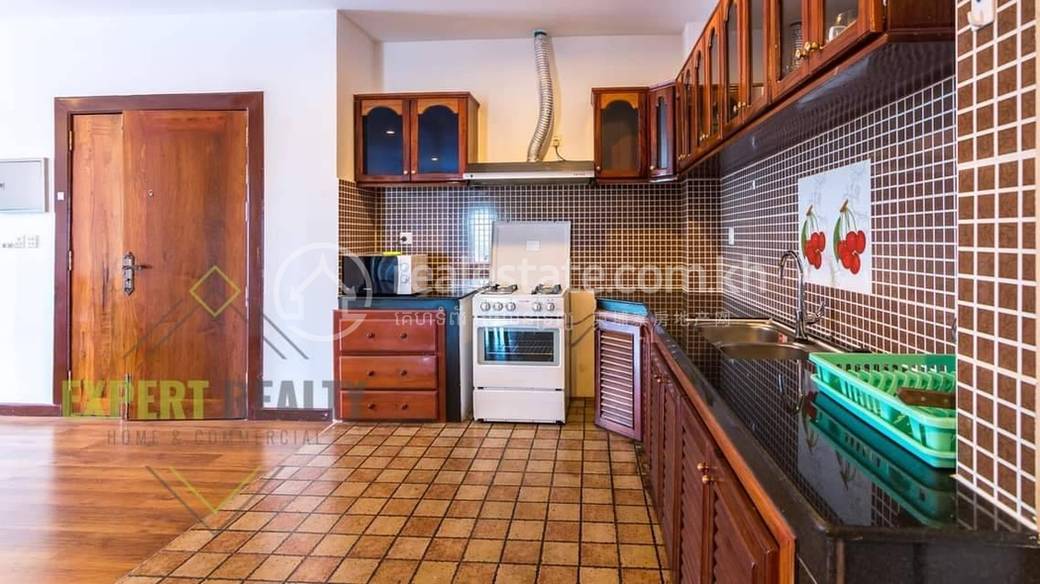 Daun Penh Apartment For Rent in Daun Penh