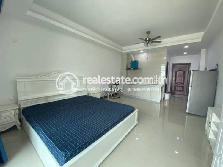 Tonle Bassac, Chamkarmon, Phnom Penh