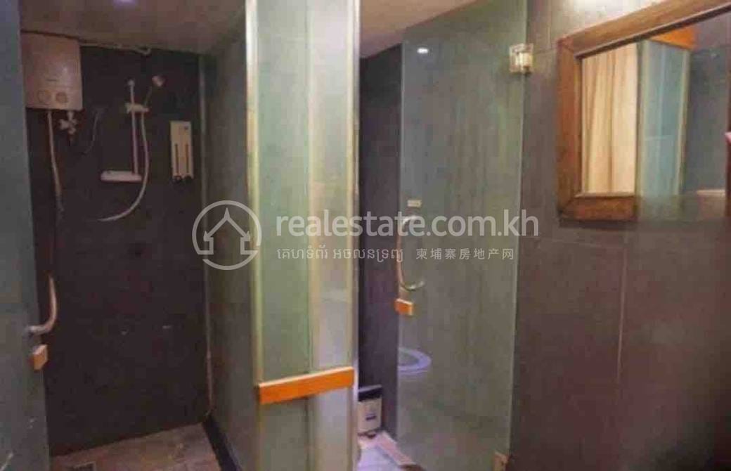98 sqm Living Size Hotel For Rent in Daun Penh