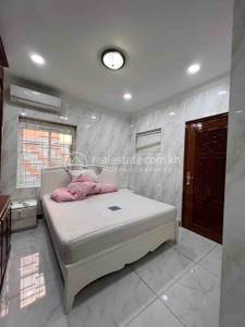 Tonle Bassac, Chamkarmon, Phnom Penh