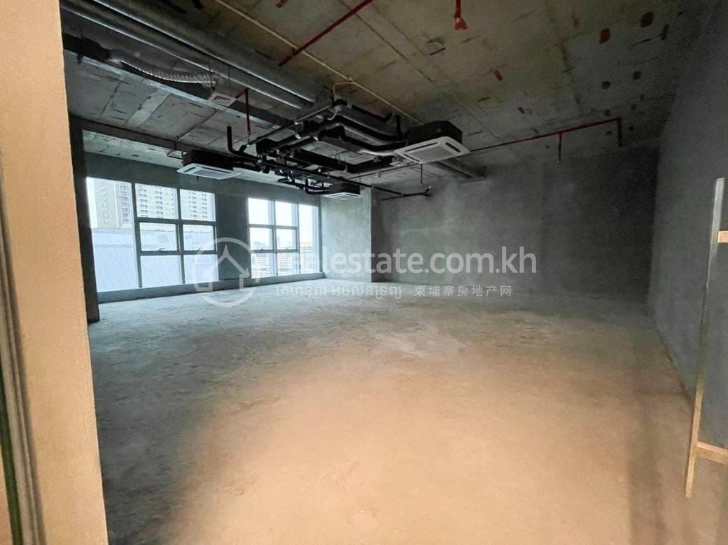 Tonle Bassac, Chamkarmon에 있는 Chamkarmon 사무물업 For Sale & Rent $310,000
