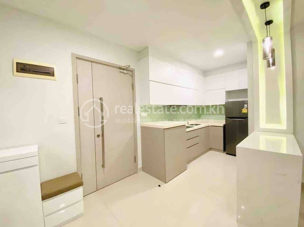 Condo For Rent in Chamkarmon $1,000