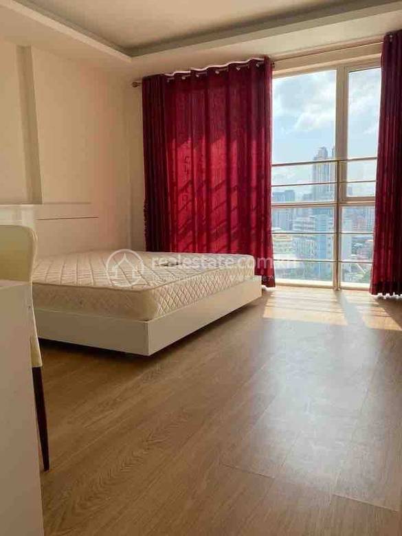 Condo For Rent in 7 Makara $800