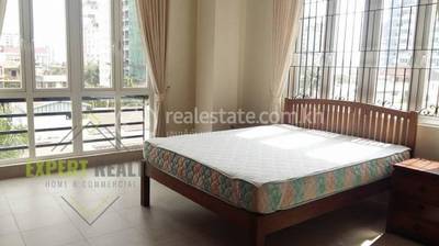 อพาร์ทเม้นท์ สำหรับเช่า 3 ห้องนอน ราคา $1,500