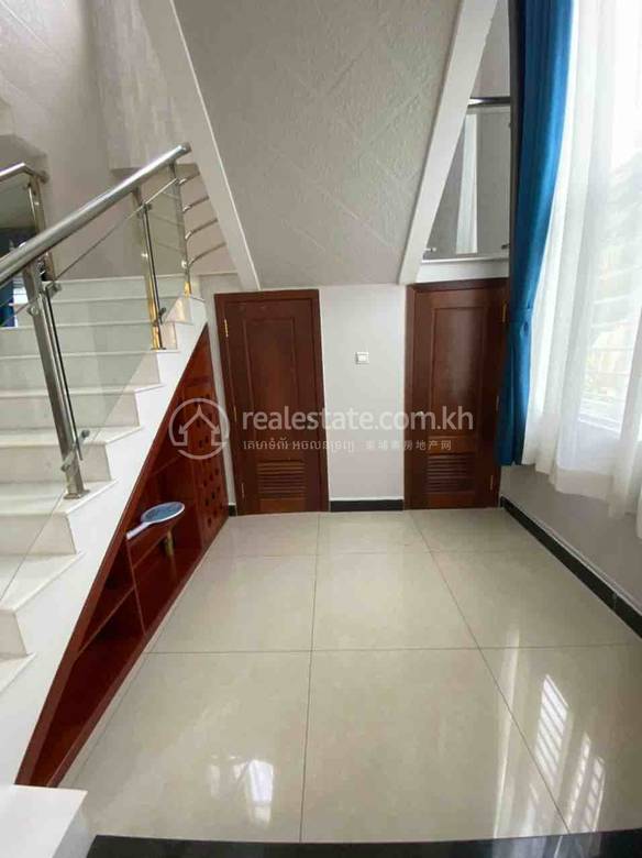 $2,500 Villa