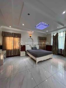 Tonle Bassac, Chamkarmon, Phnom Penh