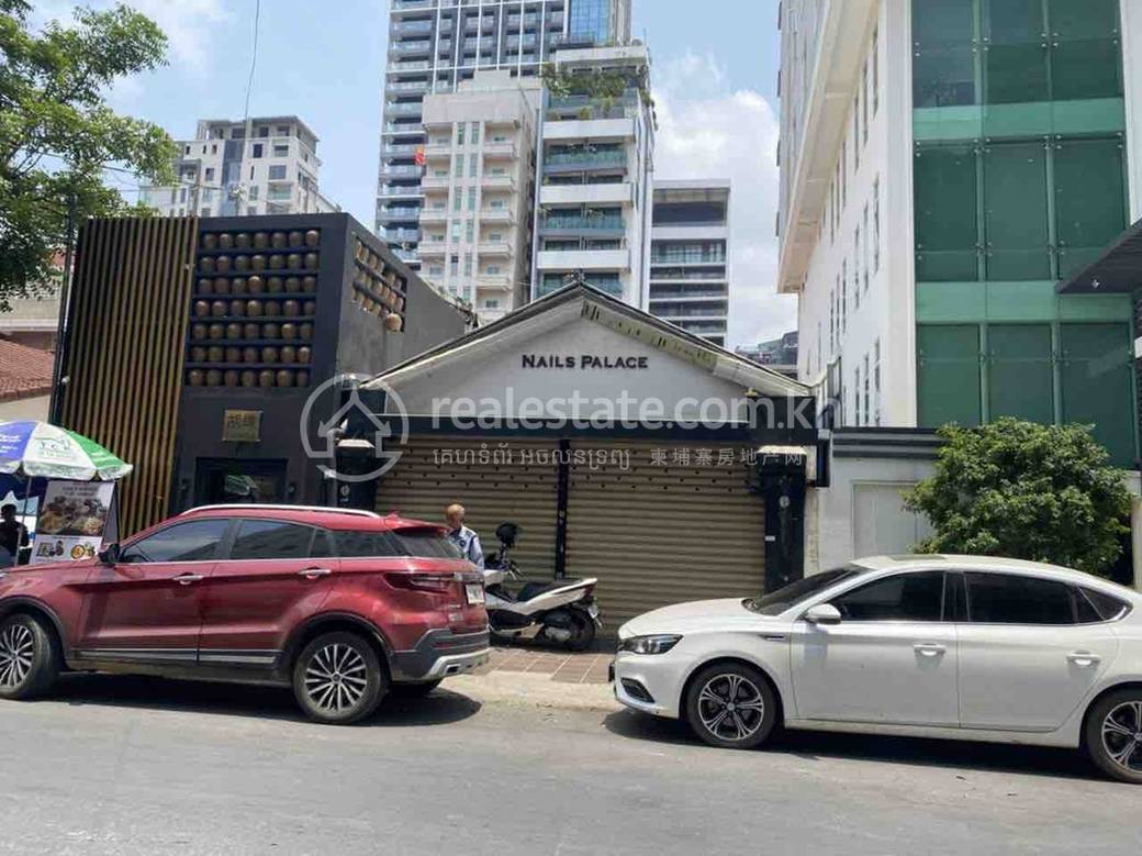 $1,900 Shophouse