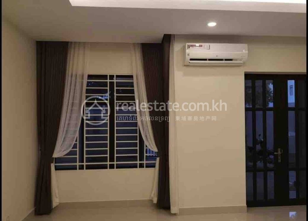 Chbar AmpovHouse and lot出租，价格$2,000
