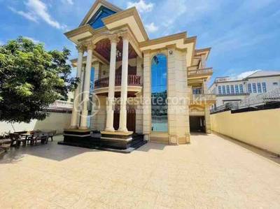residential Villa for rent ใน Boeung Kak 2 รหัส 208010