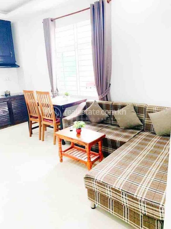 ផ្ទះល្វែង តម្លៃ $400