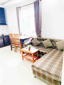 ផ្ទះល្វែង តម្លៃ $400
