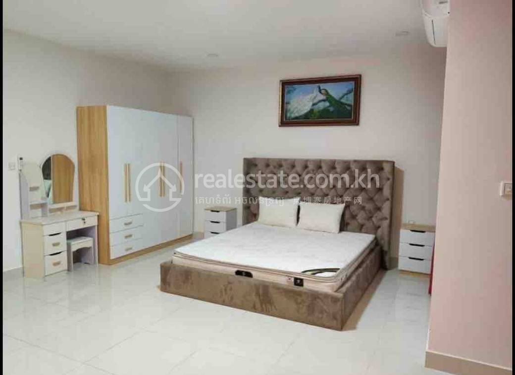 Chbar Ampov IHouse and lot出租，位于Chbar Ampov I