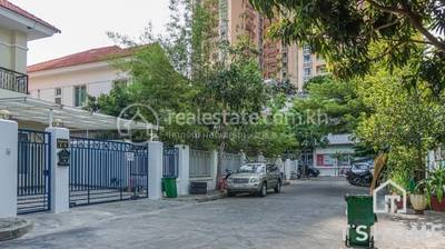  , Tonle Bassac, Chamkarmon, พนมเปญ