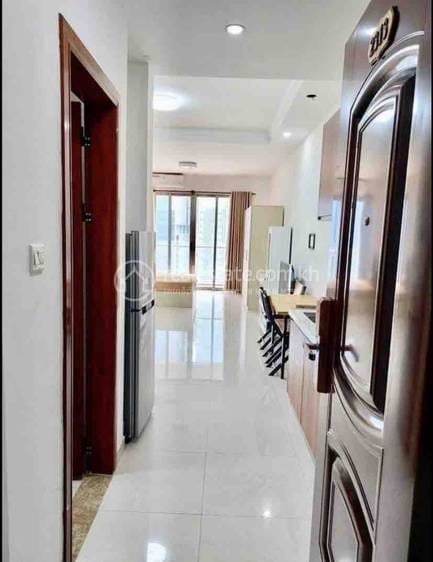 D. I. Riviera Condominium | Tonle Bassac Condo K pronájmu in Tonle Bassac