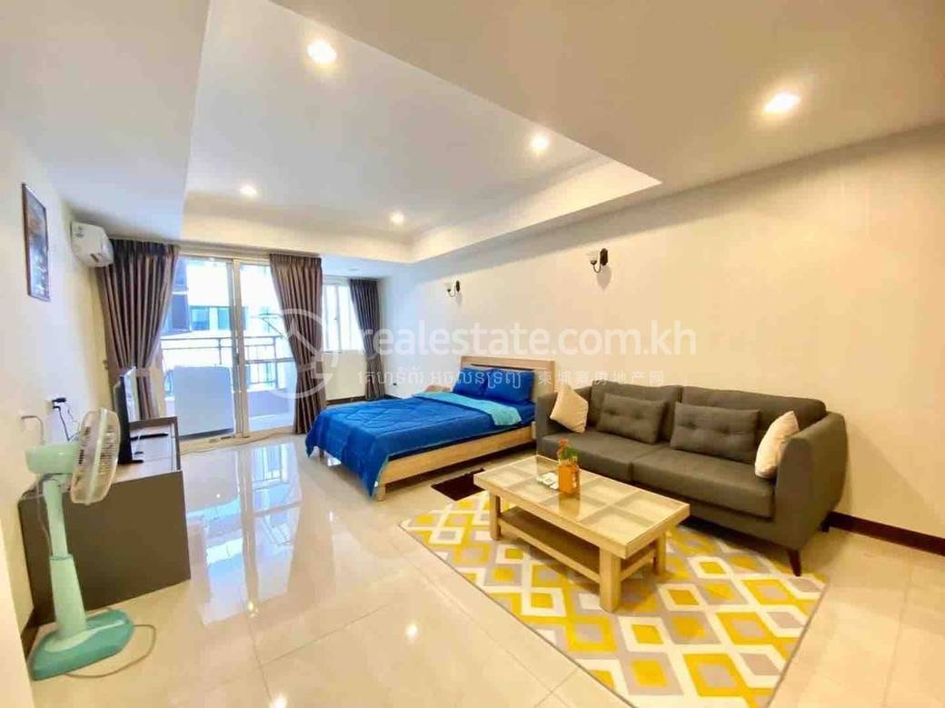 Chamkarmon Condo For Rent in Chamkarmon