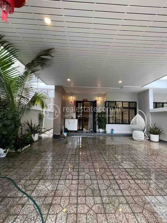 Вилла Для Аренды in Chbar Ampov $2,200