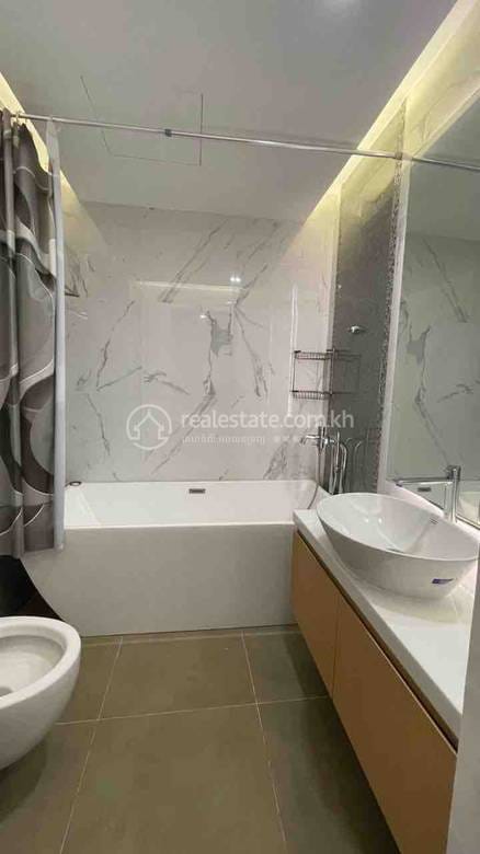 អាផាតមិនមានសេវាកម្ម តម្លៃ $1,000