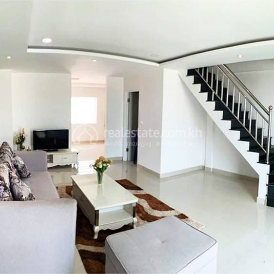 Samraong Tong House and lot Na prodej in Samraong Tong