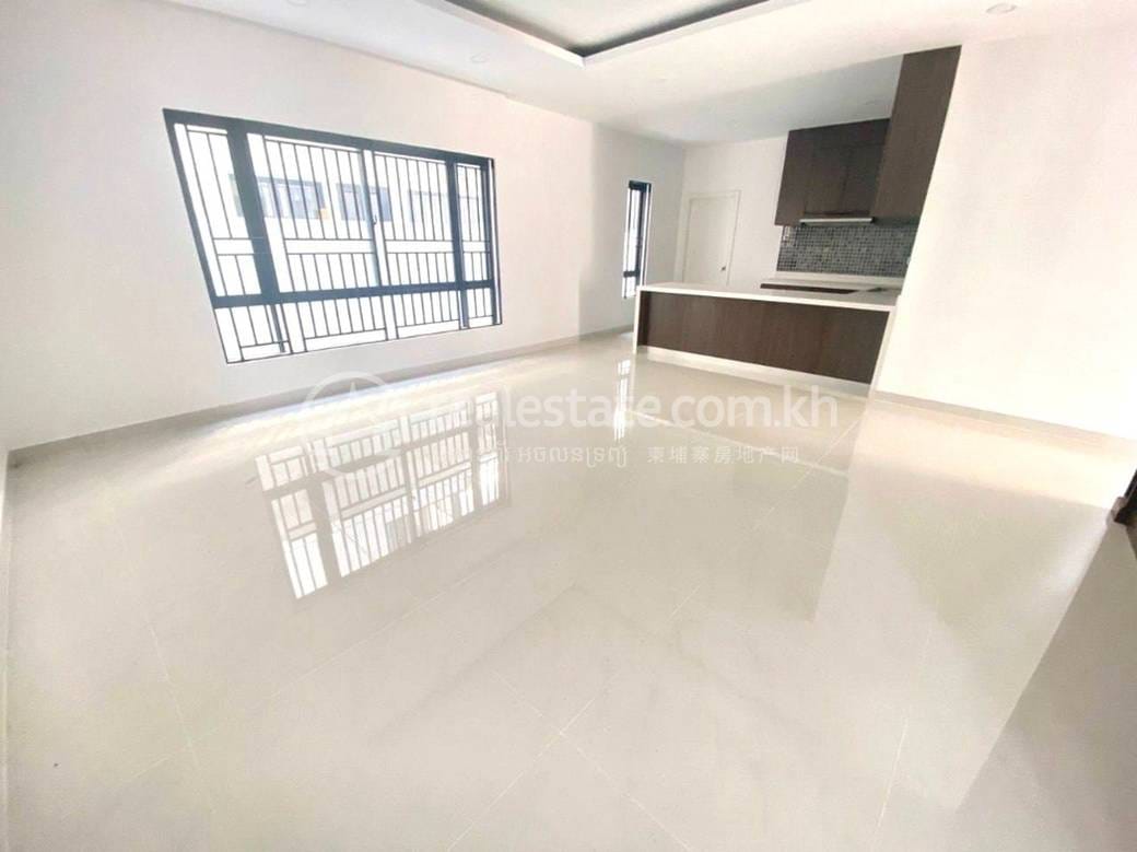 Villa For Sale in Cheung Aek, Dangkao, Phnom Penh