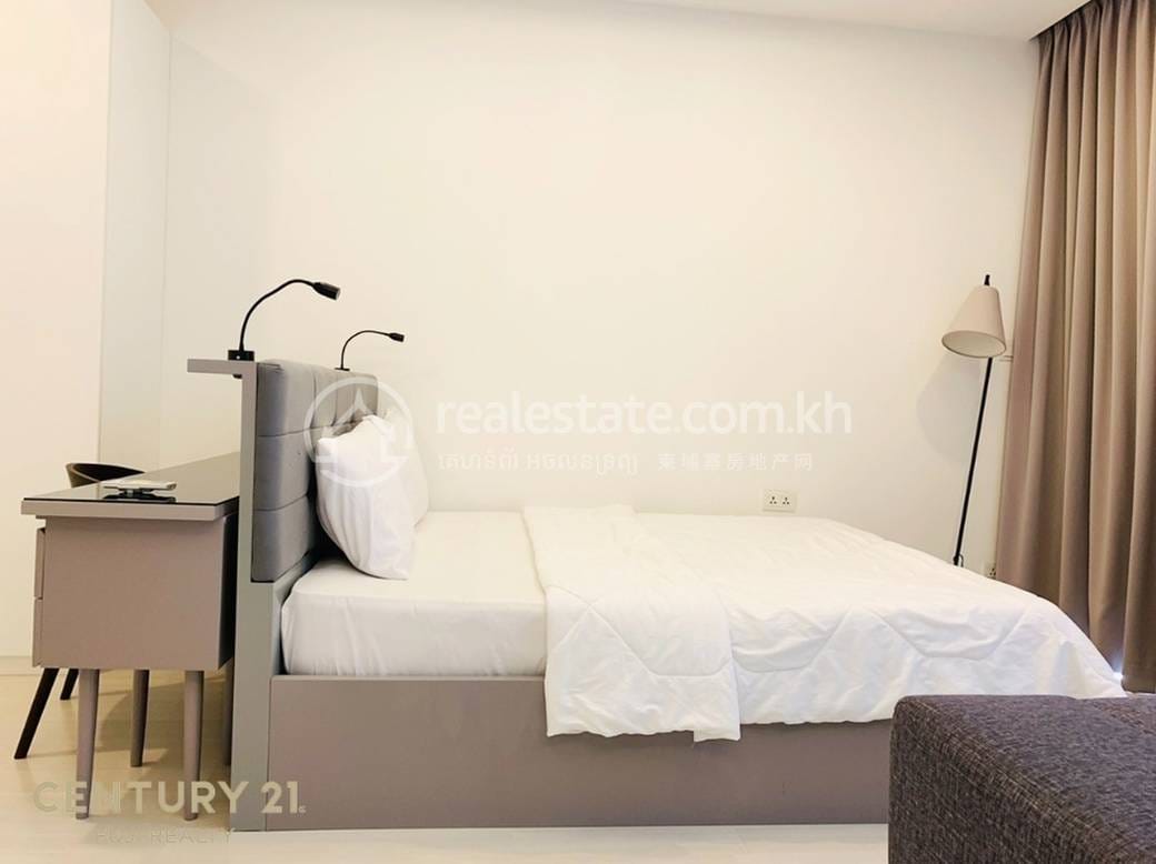 Condo For Rent in 63, Tonle Bassac, Chamkarmon, Phnom Penh