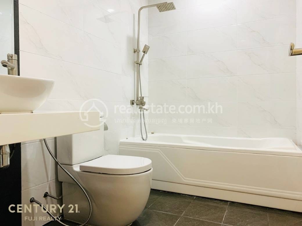 Tonle Bassac Condo For Rent in Tonle Bassac