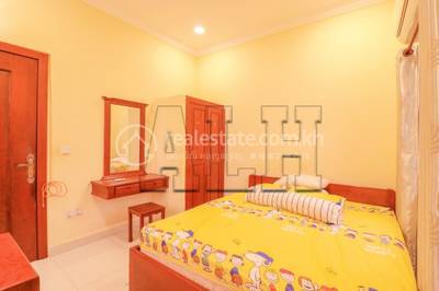Boeung Prolit, 7 Makara, Phnom Penh