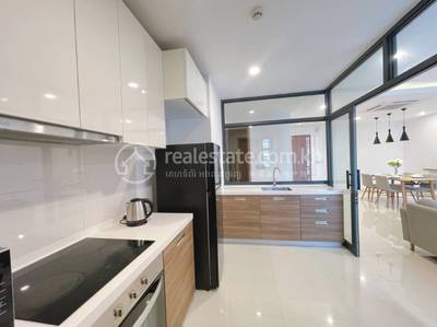 Chamkarmon Condo For Rent in Tonle Bassac Chamkarmon $1,850