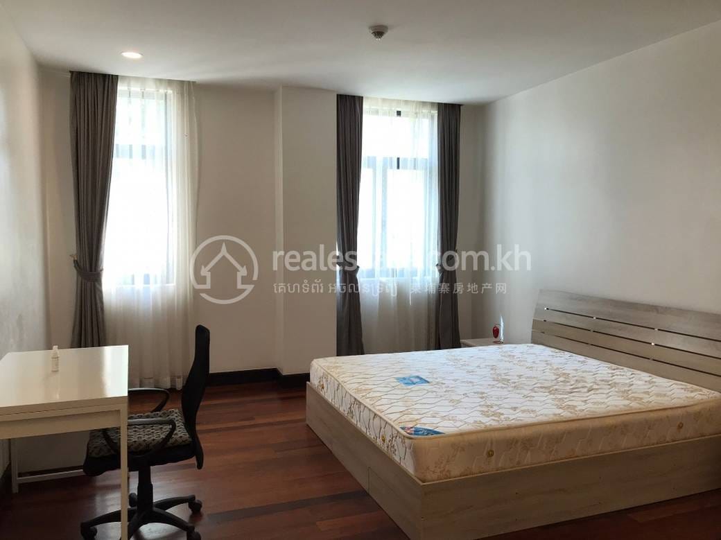 Daun Penh公寓出租，位于Srah ChakDaun Penh，价格$1,400