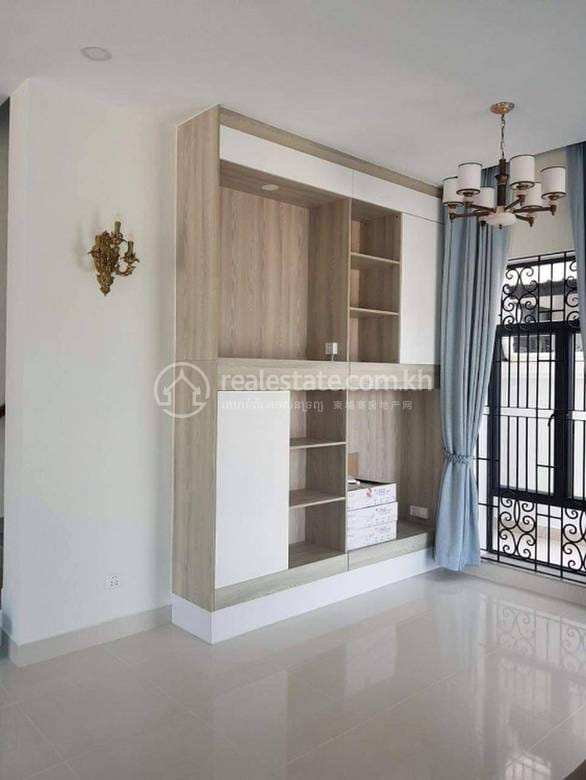 Dangkao វីឡា សំរាប់ជួល នៅ Dangkao Dangkao តម្លៃ $5,000